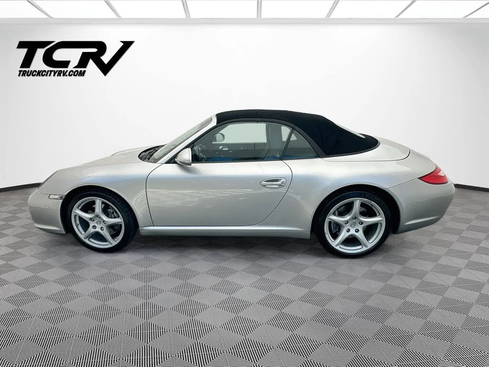 2010 Porsche 997 Carrera 4 - Image 4 of 31