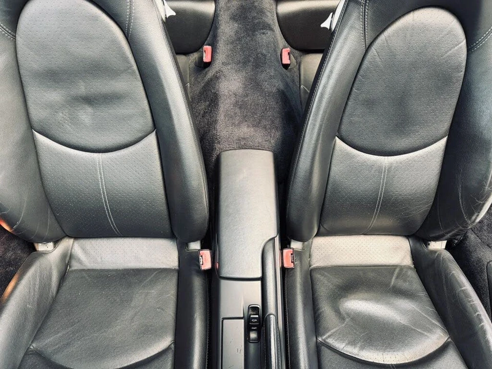 2010 Porsche 997 Carrera 4 - Image 23 of 31