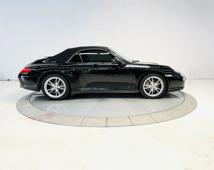 2010 Porsche 997 Carrera 4 - Image 13 of 31