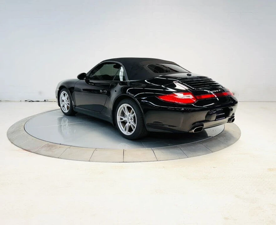 2010 Porsche 997 Carrera 4 - Image 16 of 31