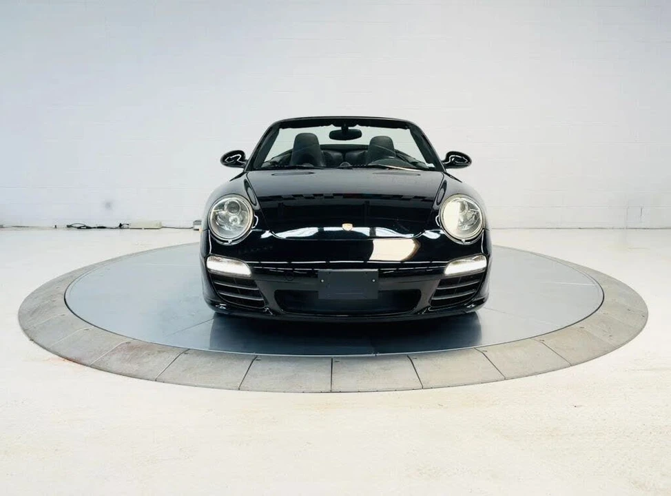 2010 Porsche 997 Carrera 4 - Image 9 of 31