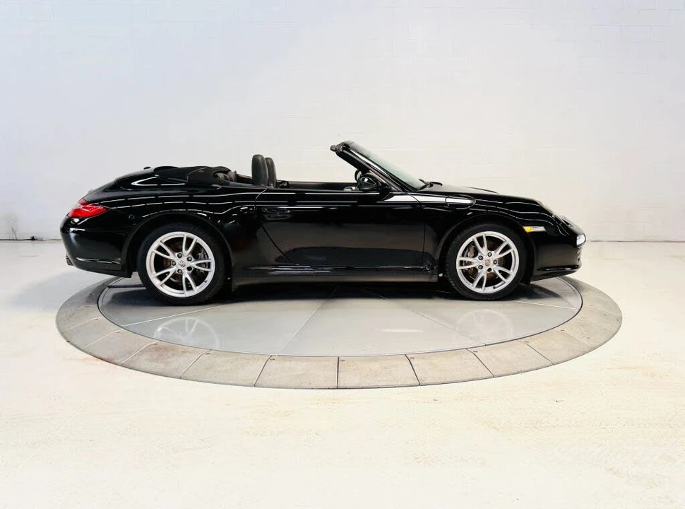 2010 Porsche 997 Carrera 4 - Image 2 of 31