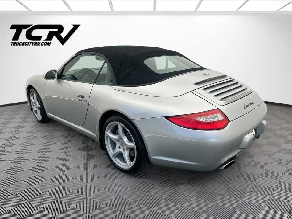 2010 Porsche 997 Carrera 4 - Image 5 of 20