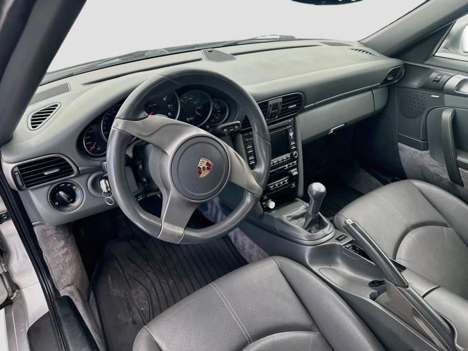 2010 Porsche 997 Carrera 4 - Image 9 of 20