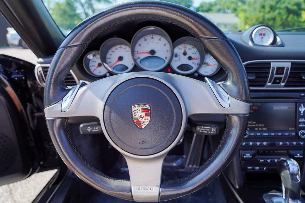 2010 Porsche 997 Carrera 4S - Image 21 of 31