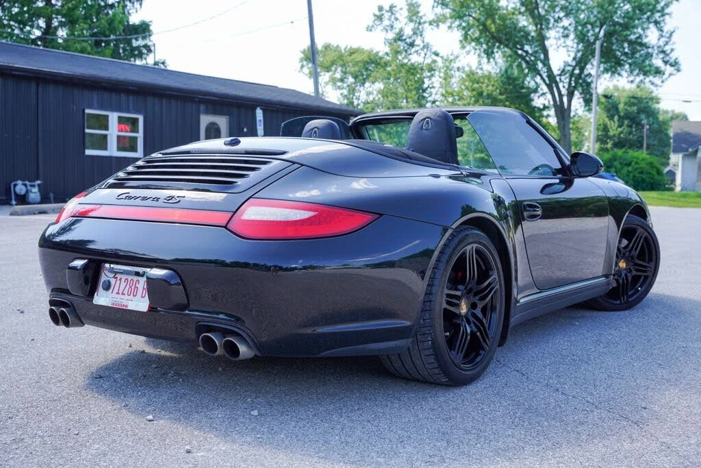 2010 Porsche 997 Carrera 4S - Image 15 of 31