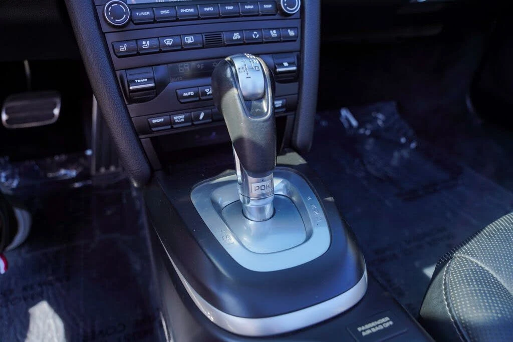 2010 Porsche 997 Carrera 4S - Image 27 of 31