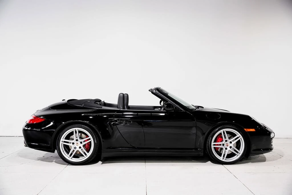2010 Porsche 997 Carrera 4S - Image 2 of 31