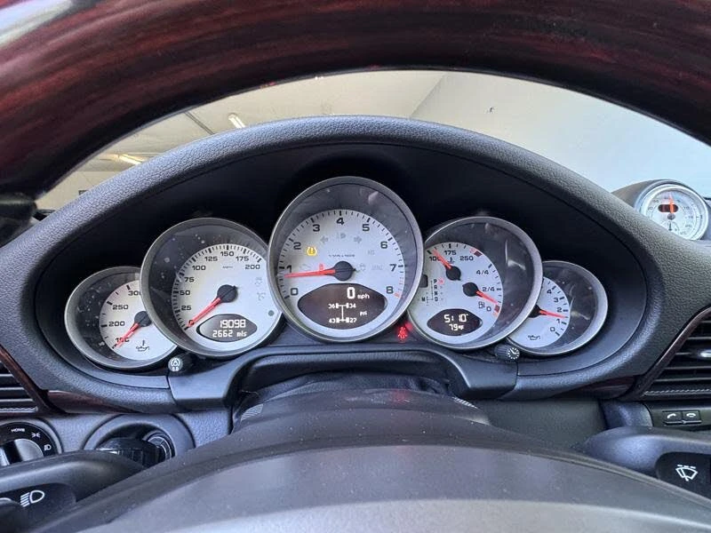 2010 Porsche 997 Carrera 4S - Image 19 of 30