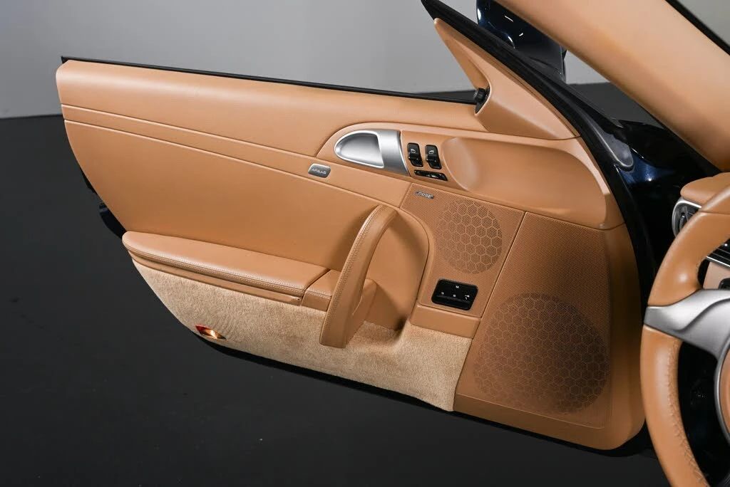 2010 Porsche 997 Carrera 4S - Image 16 of 24