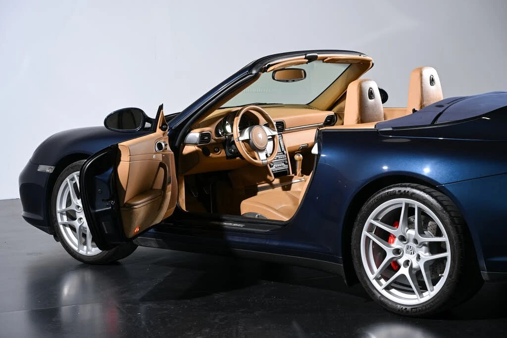 2010 Porsche 997 Carrera 4S - Image 12 of 24