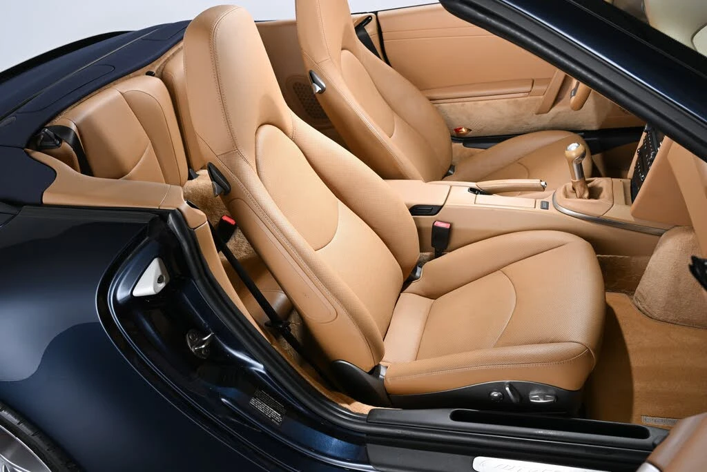 2010 Porsche 997 Carrera 4S - Image 15 of 24