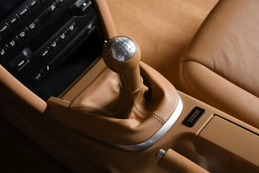 2010 Porsche 997 Carrera 4S - Image 5 of 24