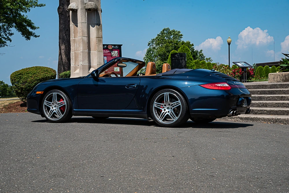 2010 Porsche 997 Carrera 4S - Image 11 of 31