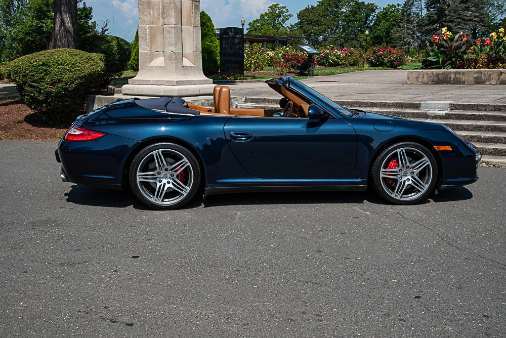 2010 Porsche 997 Carrera 4S - Image 17 of 31
