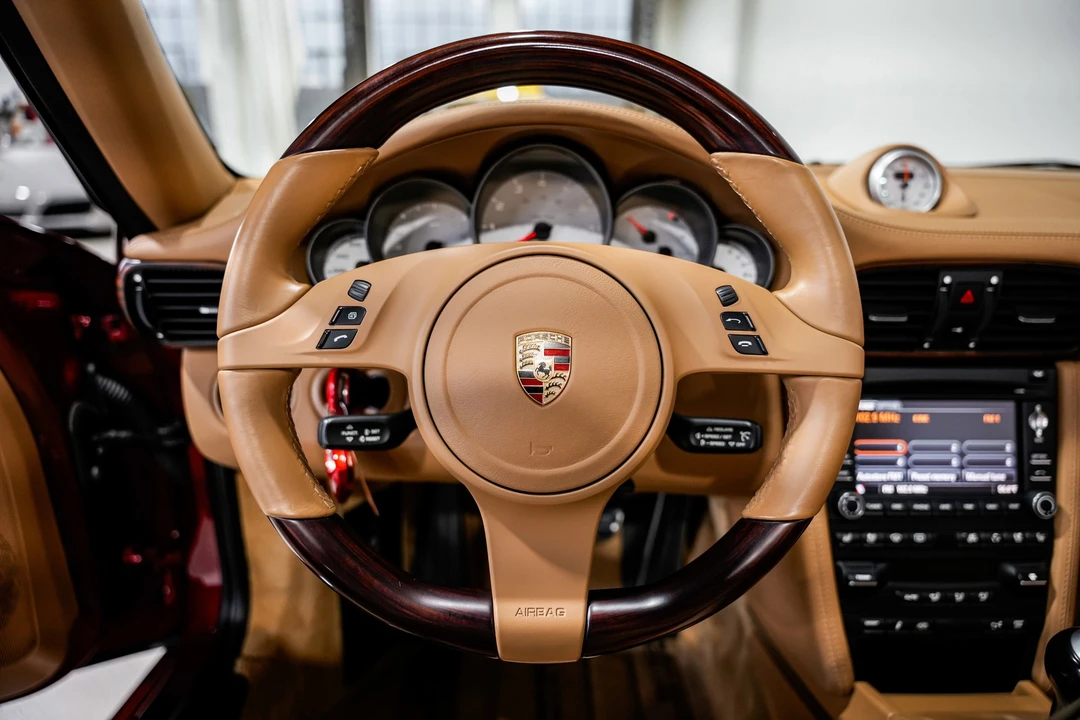 2010 Porsche 997 Carrera 4S - Image 10 of 12