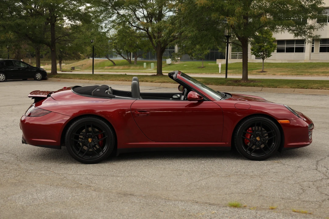 2010 Porsche 997 Carrera S - Image 9 of 31