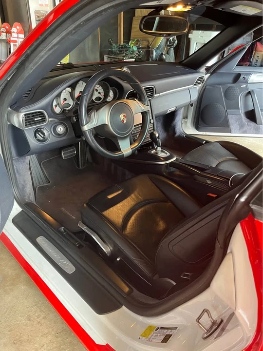 2010 Porsche 997 Carrera 4S - Image 5 of 6