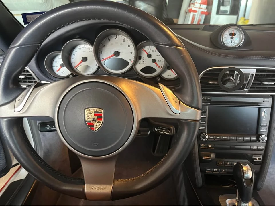 2010 Porsche 997 Carrera 4S - Image 4 of 6