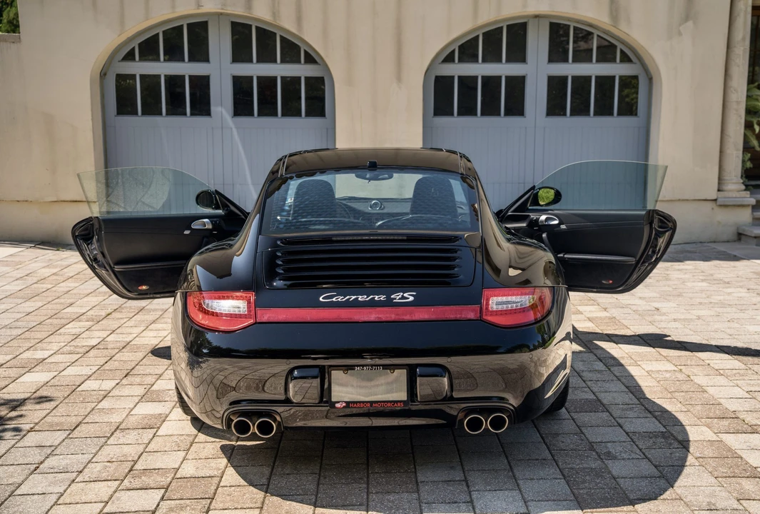2010 Porsche 997 Carrera S - Image 9 of 31