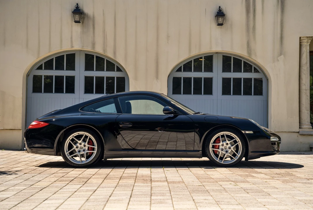 2010 Porsche 997 Carrera S - Image 6 of 31