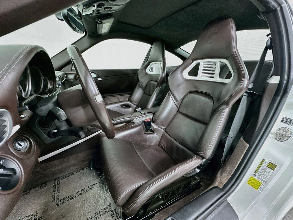 2010 Porsche 997 Carrera 4S - Image 15 of 19