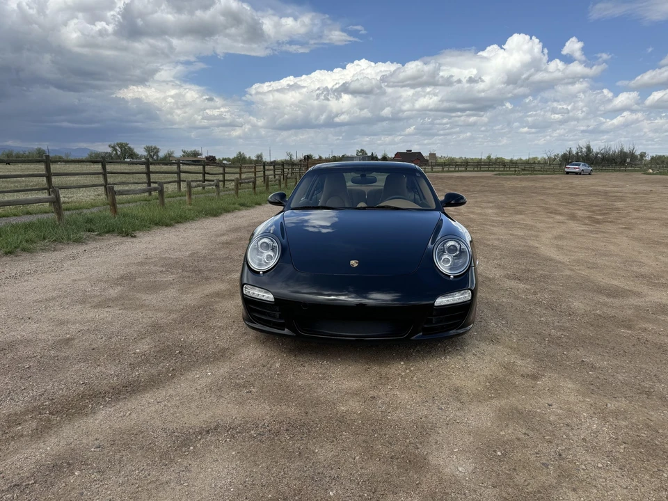 2010 Porsche 997 Carrera 4S - Image 6 of 31