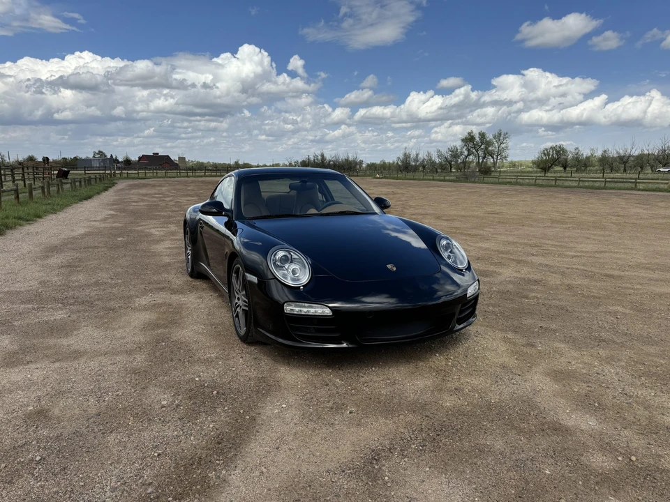 2010 Porsche 997 Carrera 4S - Image 7 of 31