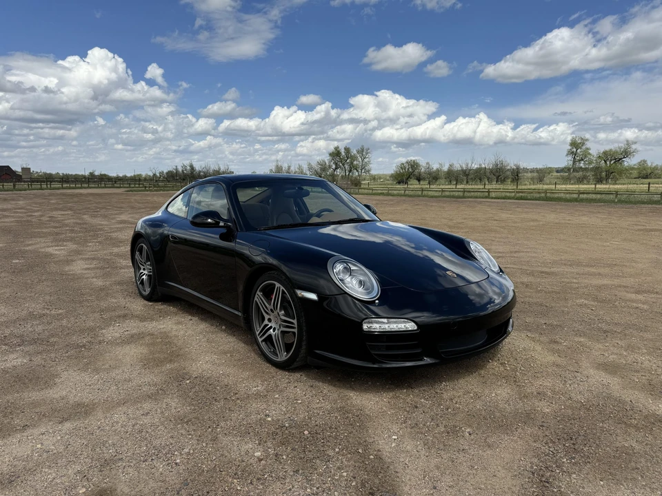 2010 Porsche 997 Carrera 4S - Image 8 of 31