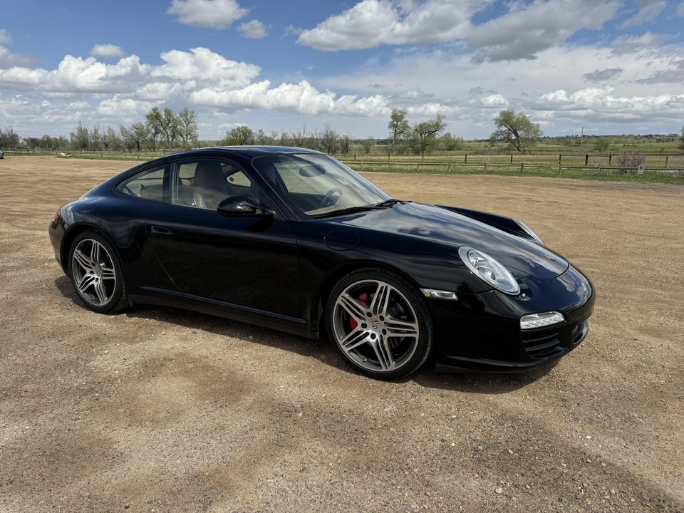 2010 Porsche 997 Carrera 4S - Image 9 of 31