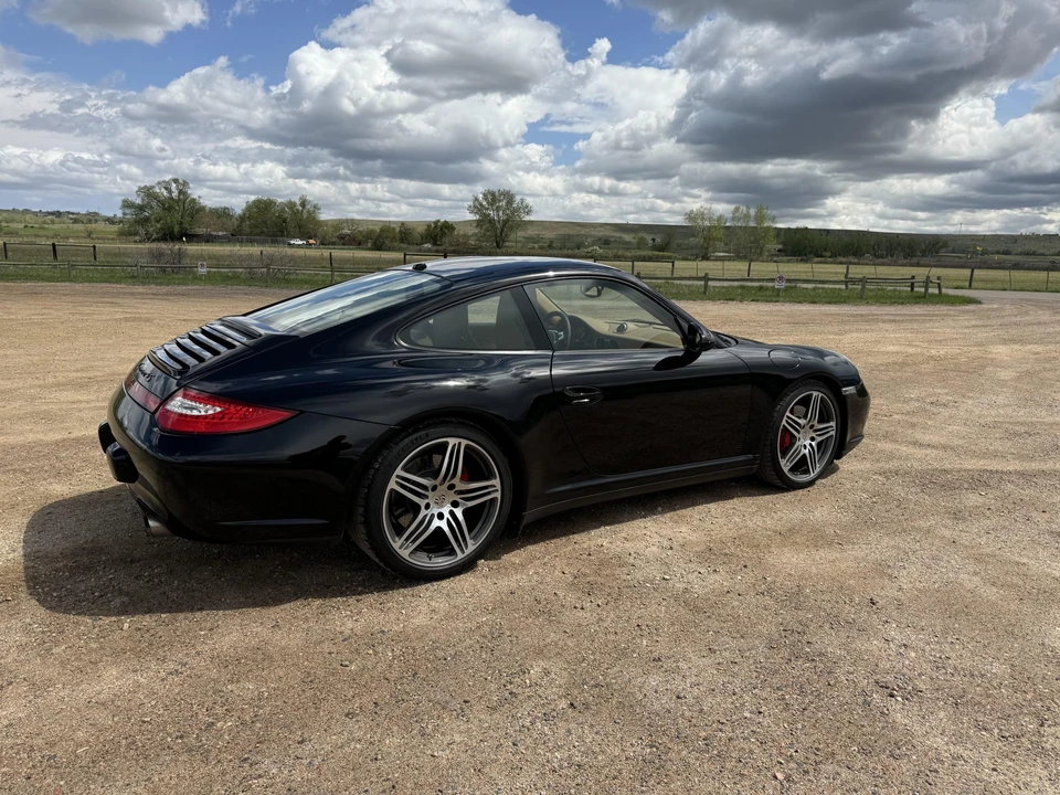 2010 Porsche 997 Carrera 4S - Image 12 of 31