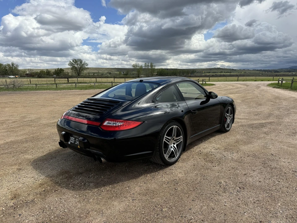 2010 Porsche 997 Carrera 4S - Image 13 of 31