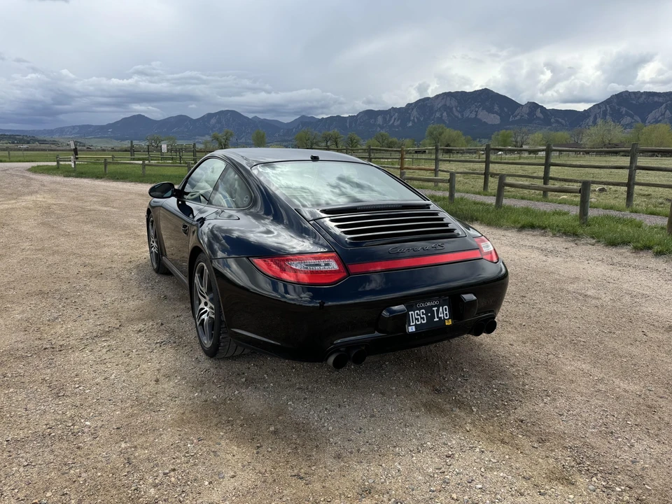 2010 Porsche 997 Carrera 4S - Image 18 of 31