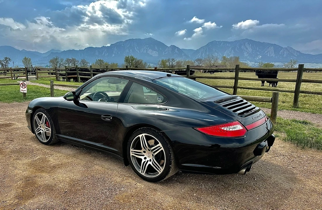 2010 Porsche 997 Carrera 4S - Image 19 of 31