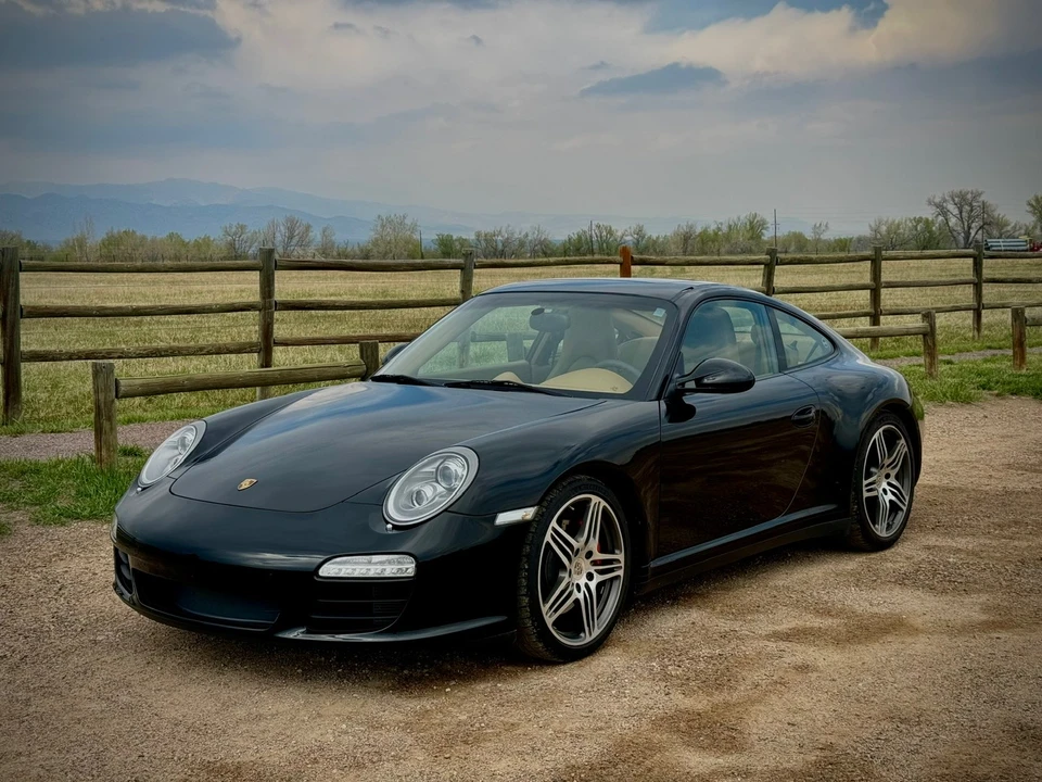 2010 Porsche 997 Carrera 4S - Image 3 of 31