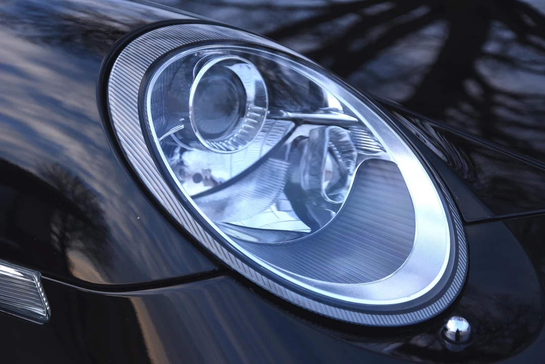 2010 Porsche 997 Carrera 4S - Image 19 of 31