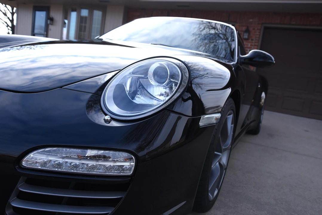 2010 Porsche 997 Carrera 4S - Image 25 of 31