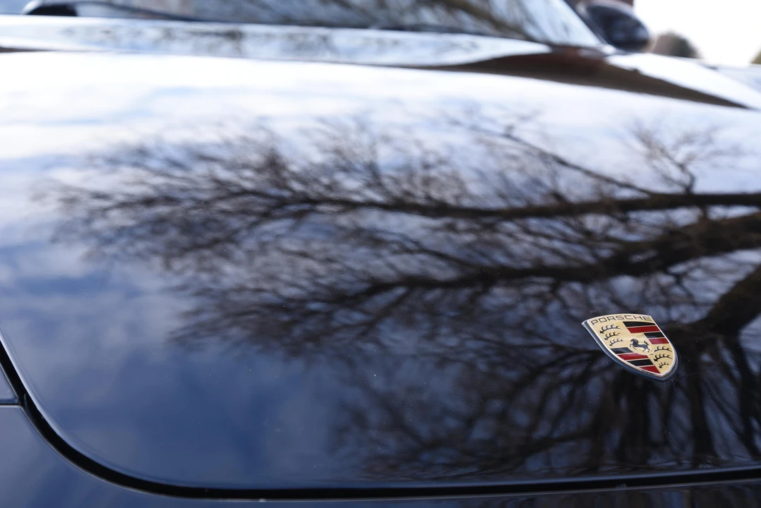 2010 Porsche 997 Carrera 4S - Image 21 of 31