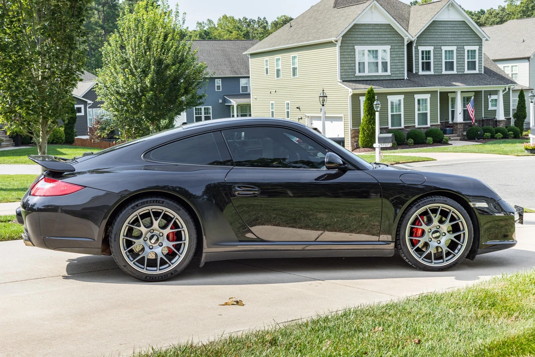 2010 Porsche 997 Carrera 4S - Image 3 of 31