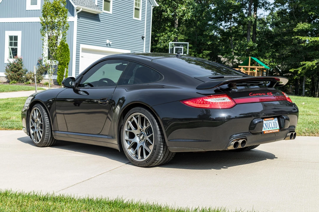 2010 Porsche 997 Carrera 4S - Image 7 of 31