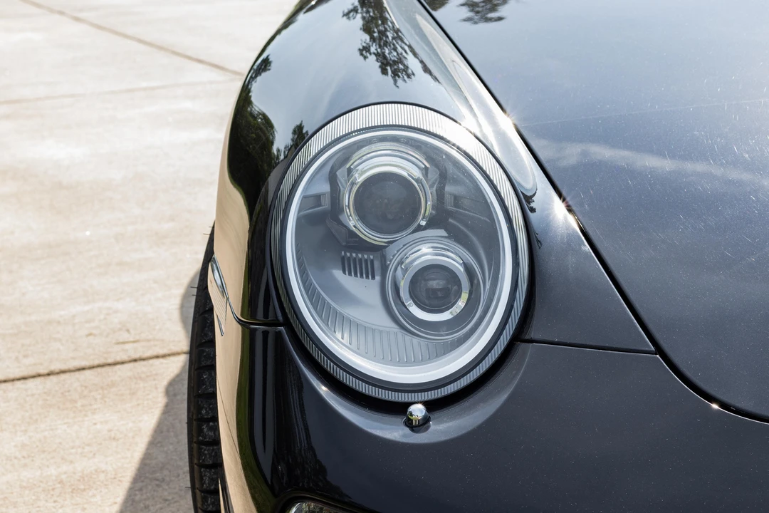 2010 Porsche 997 Carrera 4S - Image 10 of 31