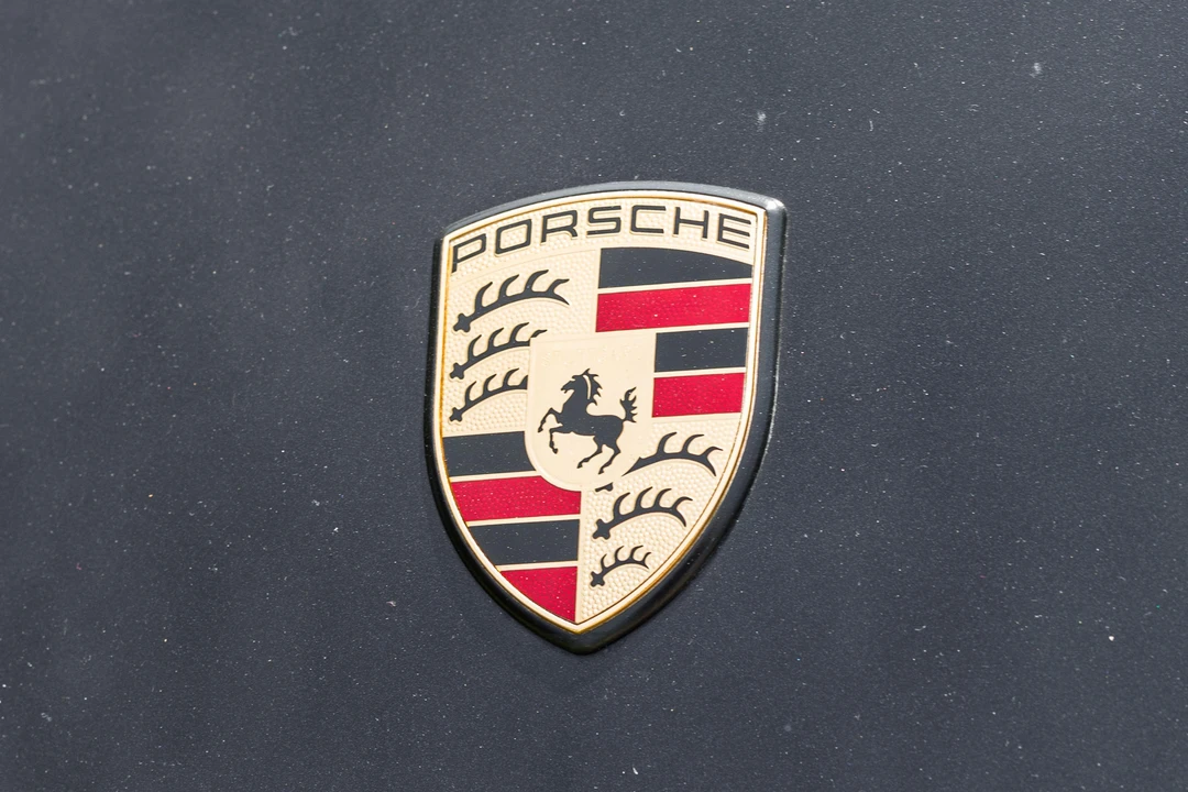 2010 Porsche 997 Carrera 4S - Image 13 of 31