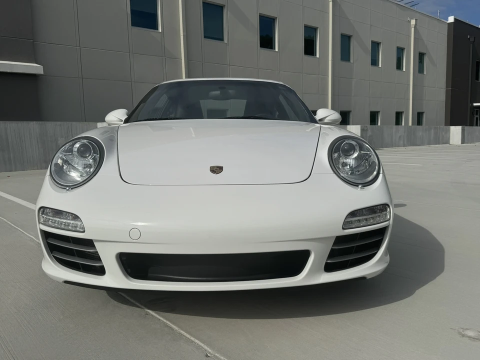 2010 Porsche 997 Carrera S - Image 4 of 31
