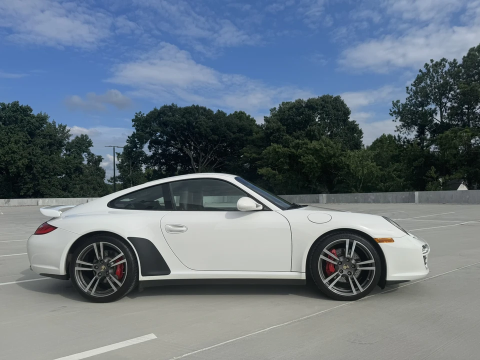 2010 Porsche 997 Carrera S - Image 21 of 31