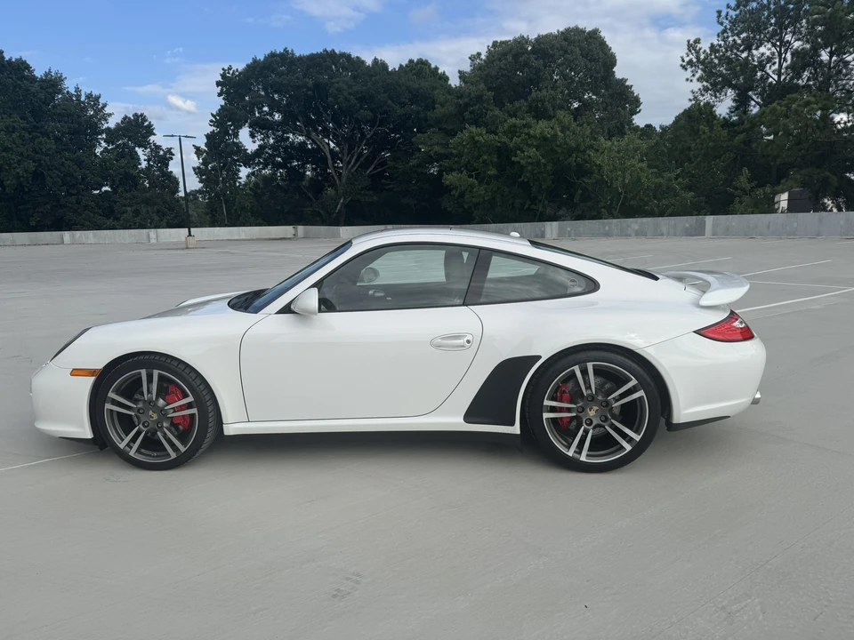 2010 Porsche 997 Carrera S - Image 9 of 31