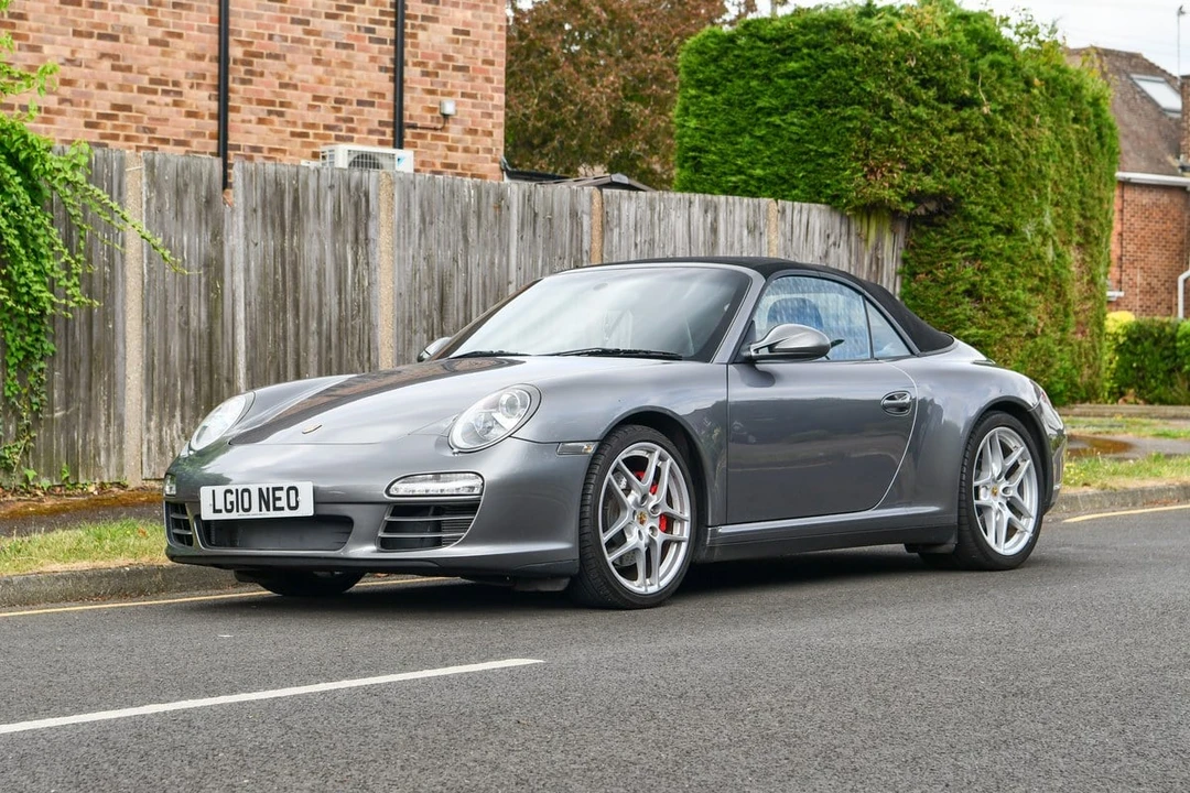 2010 Porsche 997 Carrera 4S - Image 23 of 30
