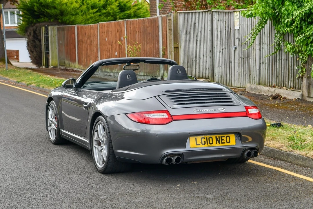 2010 Porsche 997 Carrera 4S - Image 7 of 30
