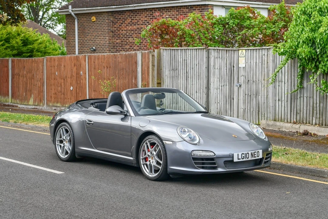 2010 Porsche 997 Carrera 4S - Image 3 of 30