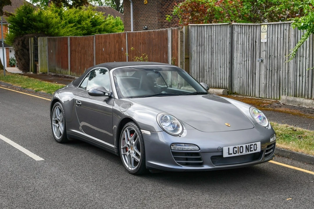 2010 Porsche 997 Carrera 4S - Image 24 of 30