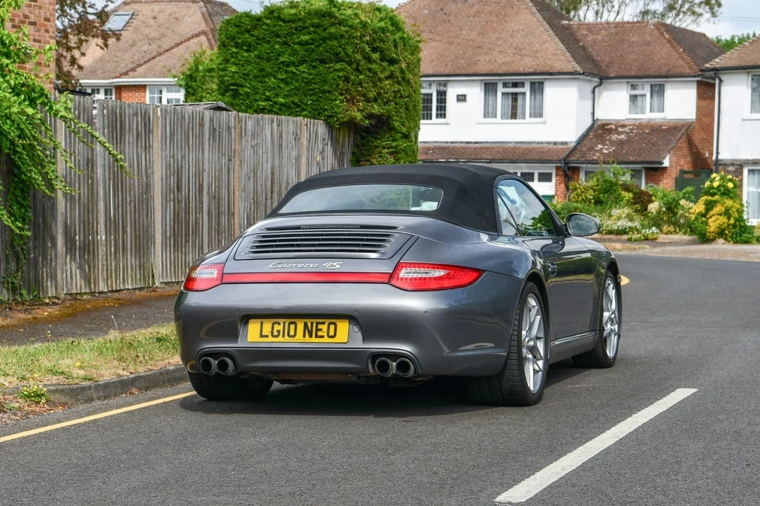2010 Porsche 997 Carrera 4S - Image 27 of 30
